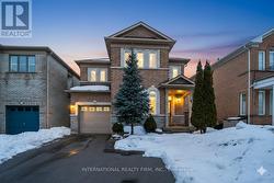 56 WILDBERRY CRESCENT  Vaughan, ON L4H 2C6