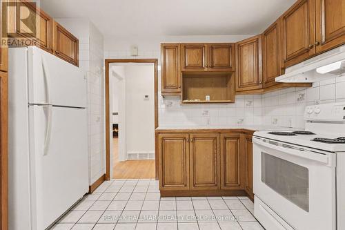 1299 Evans Boulevard, Ottawa, ON - Indoor Photo Showing Kitchen