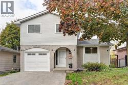 39 SOUTHWOOD Drive  Kitchener, ON N2E 2E6