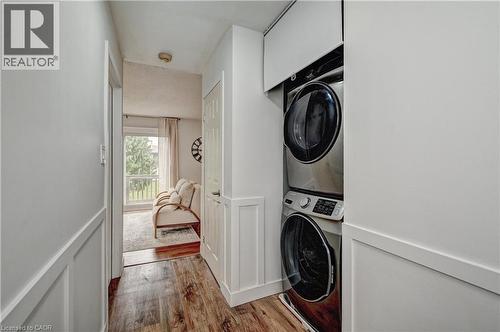 39 Southwood Drive, Kitchener, ON - Indoor Photo Showing Laundry Room