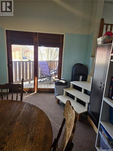 101 3Rd Street W, Leader, SK - Indoor