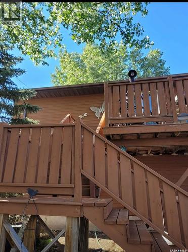 101 3Rd Street W, Leader, SK - Outdoor