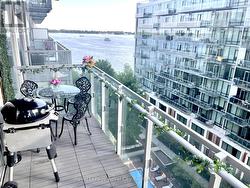 830 - 39 QUEENS QUAY E  Toronto (Waterfront Communities), ON M5E 0A5