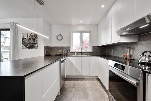 Cuisine - 654Z Av. Pine, Saint-Lambert, QC - Indoor Photo Showing Kitchen