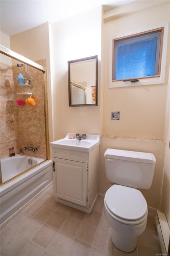 354 Old Scott Rd, Salt Spring, BC 
