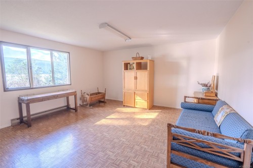 354 Old Scott Rd, Salt Spring, BC 