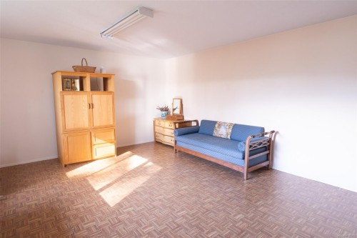 354 Old Scott Rd, Salt Spring, BC 