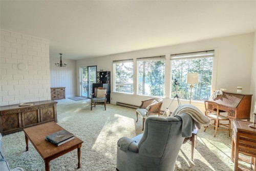 354 Old Scott Rd, Salt Spring, BC 