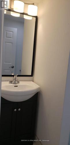 33 Major Crescent, Aurora, ON - Indoor Photo Showing Bathroom