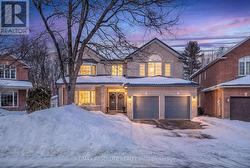 72 KENINS CRESCENT  Ottawa, ON K2K 3E4