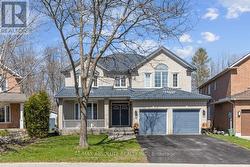 72 KENINS CRESCENT  Ottawa, ON K2K 3E4