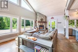 Soaring vaulted ceilings - 
