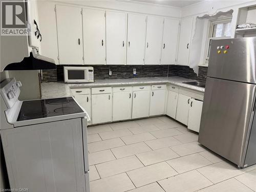 287 Blucher Road, Kitchener, ON - Indoor Photo Showing Kitchen