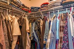 Walk-in closet - 