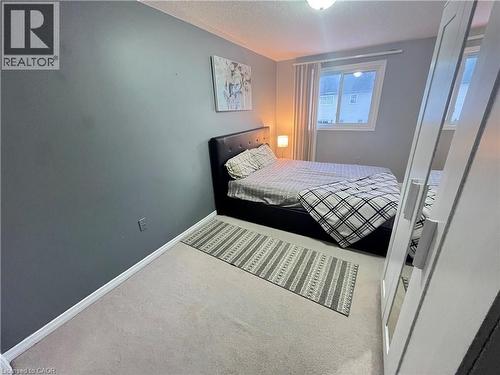258 Sophia Crescent, Kitchener, ON - Indoor Photo Showing Bedroom