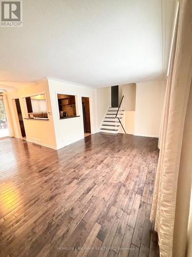 27 Arrowflight Drive, Markham, ON - Indoor