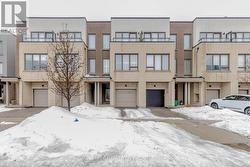 191 SABINA DRIVE  Oakville, ON L6H 7C3