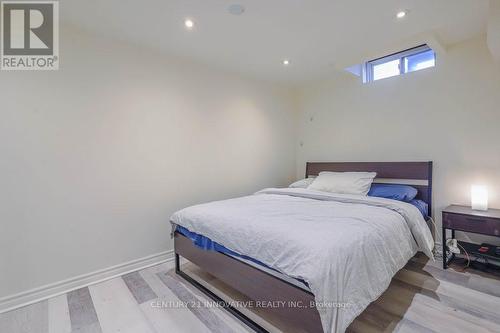 3066 Patrick Crescent, Mississauga, ON - Indoor Photo Showing Bedroom