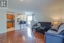 3066 Patrick Crescent, Mississauga, ON  - Indoor Photo Showing Living Room 