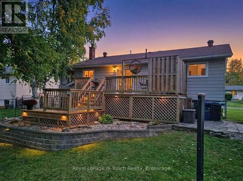 8 Cyril Martin Place, Severn (Coldwater), ON 