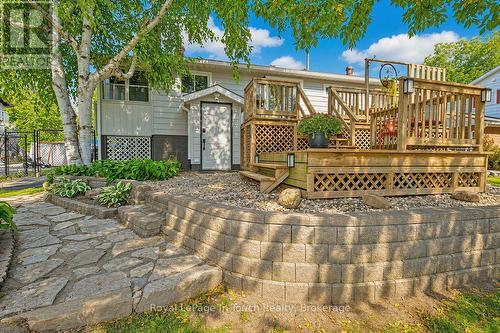 8 Cyril Martin Place, Severn (Coldwater), ON 
