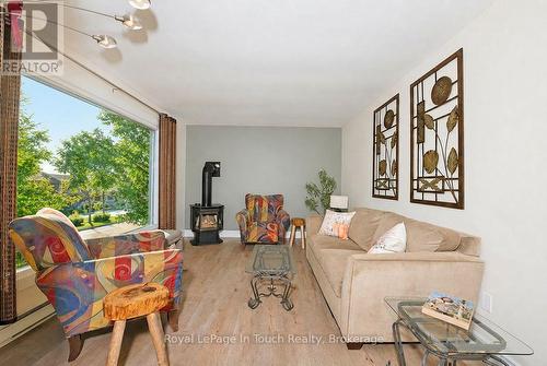8 Cyril Martin Place, Severn (Coldwater), ON 