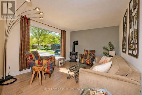 8 Cyril Martin Place, Severn (Coldwater), ON 
