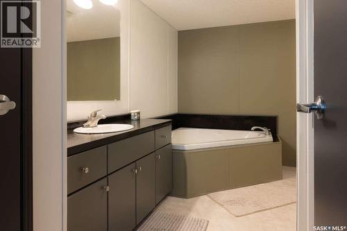 Range Road 2074, Estevan Rm No. 5, SK - Indoor Photo Showing Bathroom