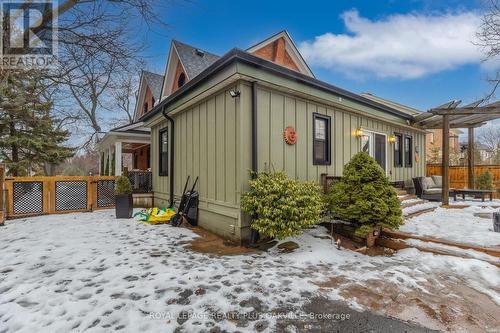1161 Lockhart Road, Burlington, ON - Outdoor
