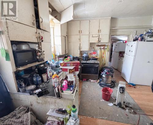 Colour Enhanced - Kitchen - 23 Strathcona Street, Smiths Falls, ON - Indoor Photo Showing Other Room