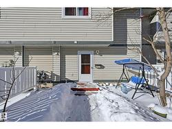 1482 LAKEWOOD RD W NW  Edmonton, AB T6K 3M2