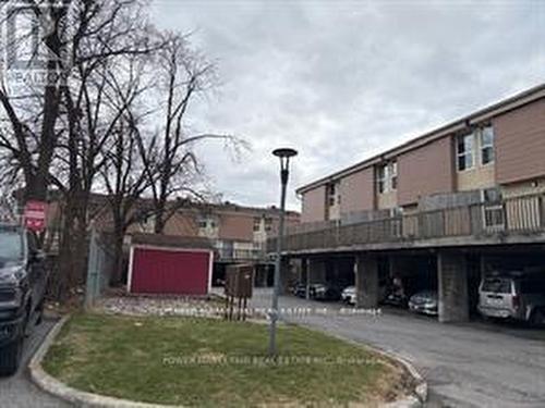 95 - 3415 UPLANDS DRIVE  Ottawa, ON K1V 9N4