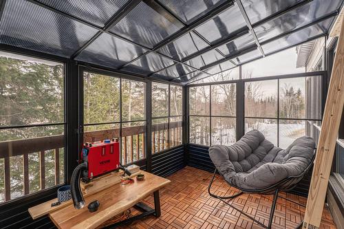 Véranda - 7 Av. Du Parc, Gore, QC - Indoor Photo Showing Other Room