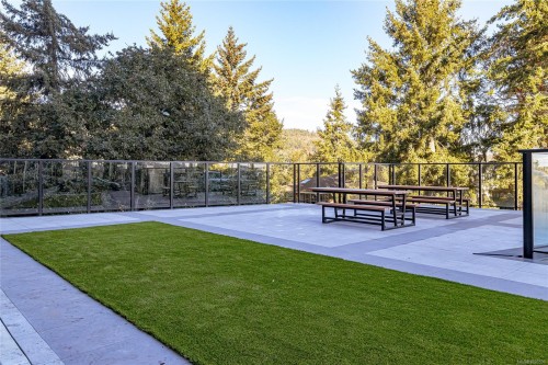114-2390 City Gate Blvd, Langford, BC - Outdoor