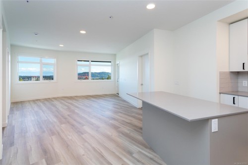 114-2390 City Gate Blvd, Langford, BC - Indoor Photo Showing Other Room