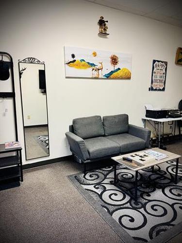 105 912 Portage Ave, Winnipeg, MB 