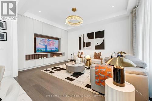 118 Milky Way Drive, Richmond Hill, ON - Indoor