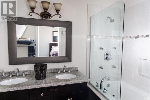 28 King Edward Place, St. John'S, NL - Indoor Photo Showing Bathroom