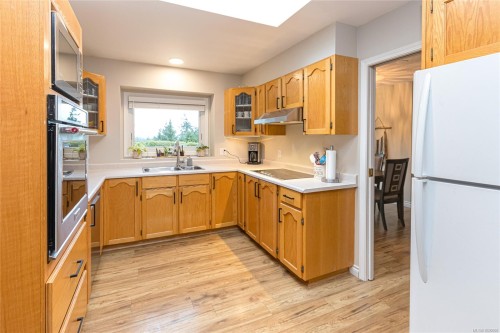 2007 Govenlock Pl, Sooke, BC 