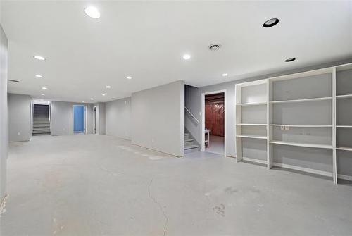 89 River Pointe Dr, Winnipeg, MB 