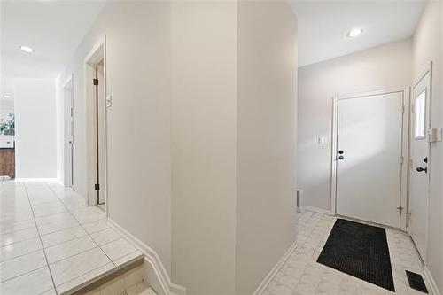 89 River Pointe Dr, Winnipeg, MB 