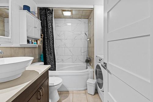 Salle de bains - 6059  - 6063 Av. Du Bocage, Montréal (Anjou), QC - Indoor Photo Showing Bathroom