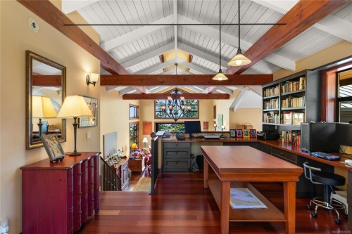 730 Treetops Spur, Sidney Island, BC 