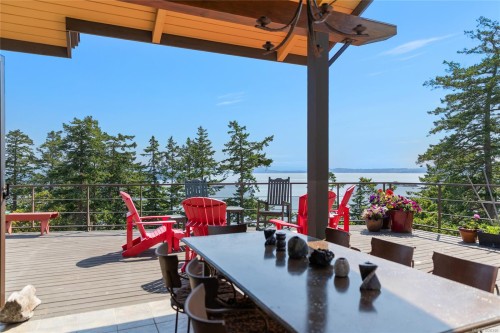 730 Treetops Spur, Sidney Island, BC 