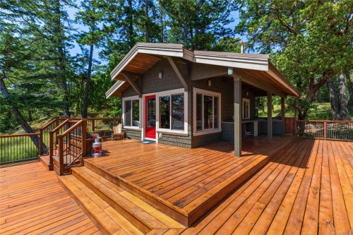 730 Treetops Spur, Sidney Island, BC 