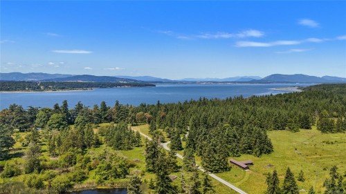 730 Treetops Spur, Sidney Island, BC 