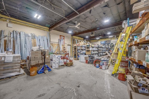 Warehouse - 145  - 147 Rue De St-Faustin, Saint-Jérôme, QC - Indoor Photo Showing Garage