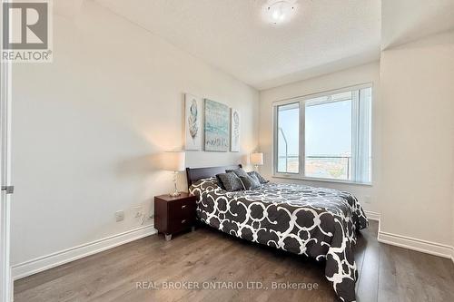 1018 - 325 South Park Road, Markham, ON - Indoor Photo Showing Bedroom