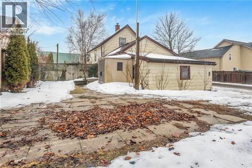 42 Sanders Street, Tillsonburg, ON - Outdoor