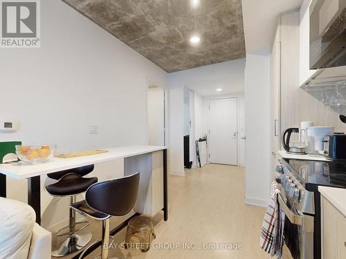 1303 - 65 Mutual Street, Toronto, ON - Indoor Photo Showing Laundry Room